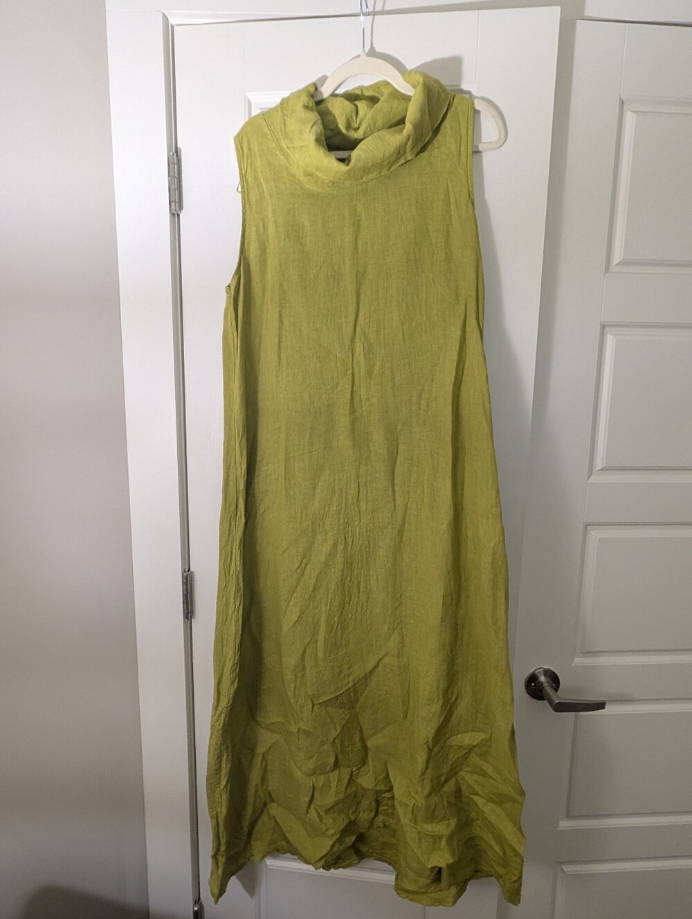 Sleeveless Green Linen Maxi Dress with Cowl Neck